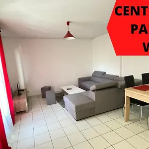 Superbe T2 à Deux Pas De La Gare Avec Parking! Annecy